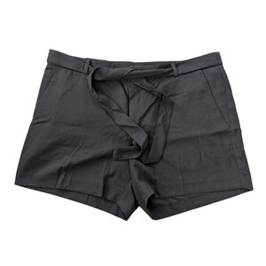 NWT Banana Republic Women's Flat Front Shorts 4" Black Size 14 Belted High Waist